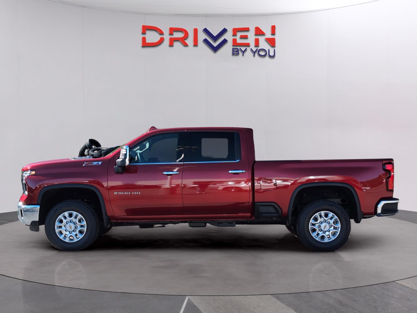 2025 Chevrolet Silverado 2500HD LTZ photo 2