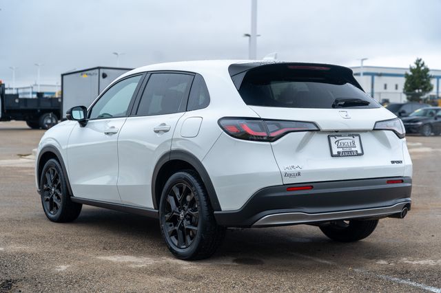 2023 Honda HR-V Sport photo 3
