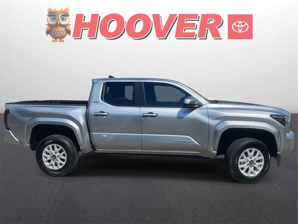 2024 Toyota Tacoma SR5 photo 2
