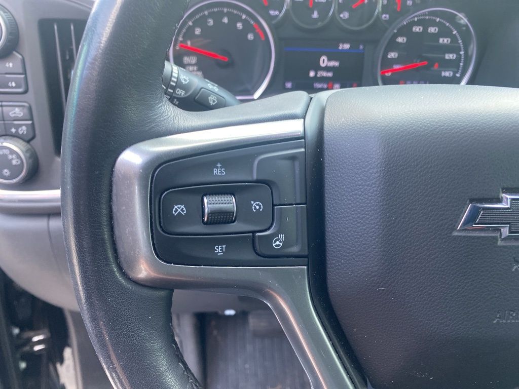 2021 Chevrolet Silverado 1500 RST photo 4