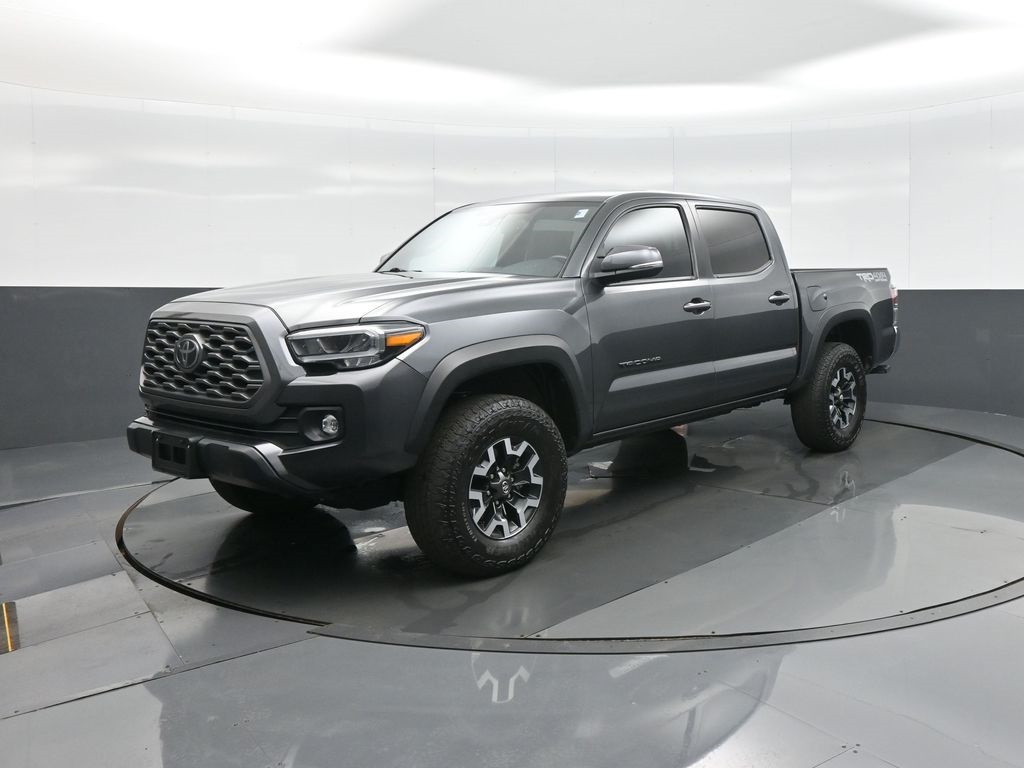 2023 Toyota Tacoma TRD Off-Road photo 2