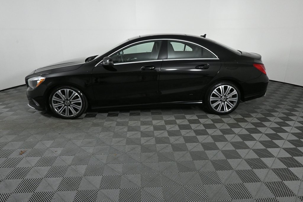2018 Mercedes Benz CLA 250 photo 3
