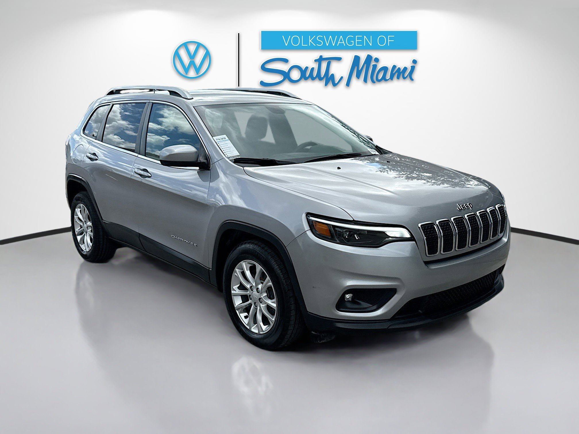 2019 Jeep Cherokee Latitude photo 3