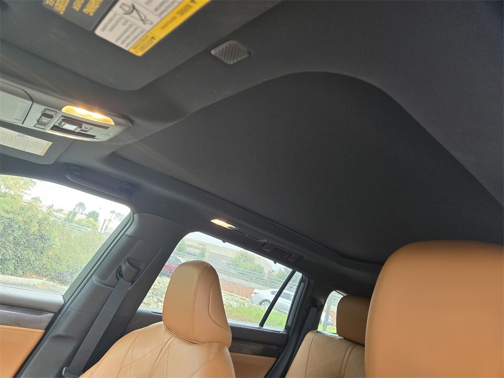 2022 Toyota Highlander Platinum photo 16
