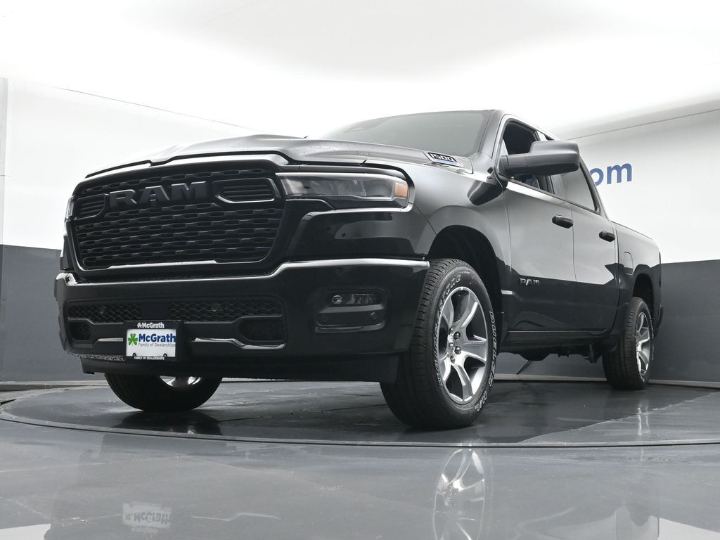 2025 Ram 1500 Tradesman photo 4