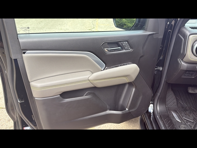 2025 Chevrolet Colorado ZR2 photo 6