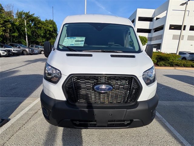 2025 Ford Transit photo 3