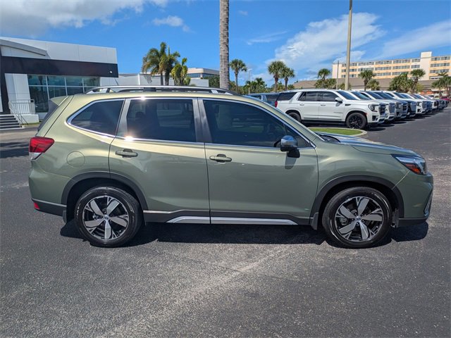 2021 Subaru Forester Touring photo 3