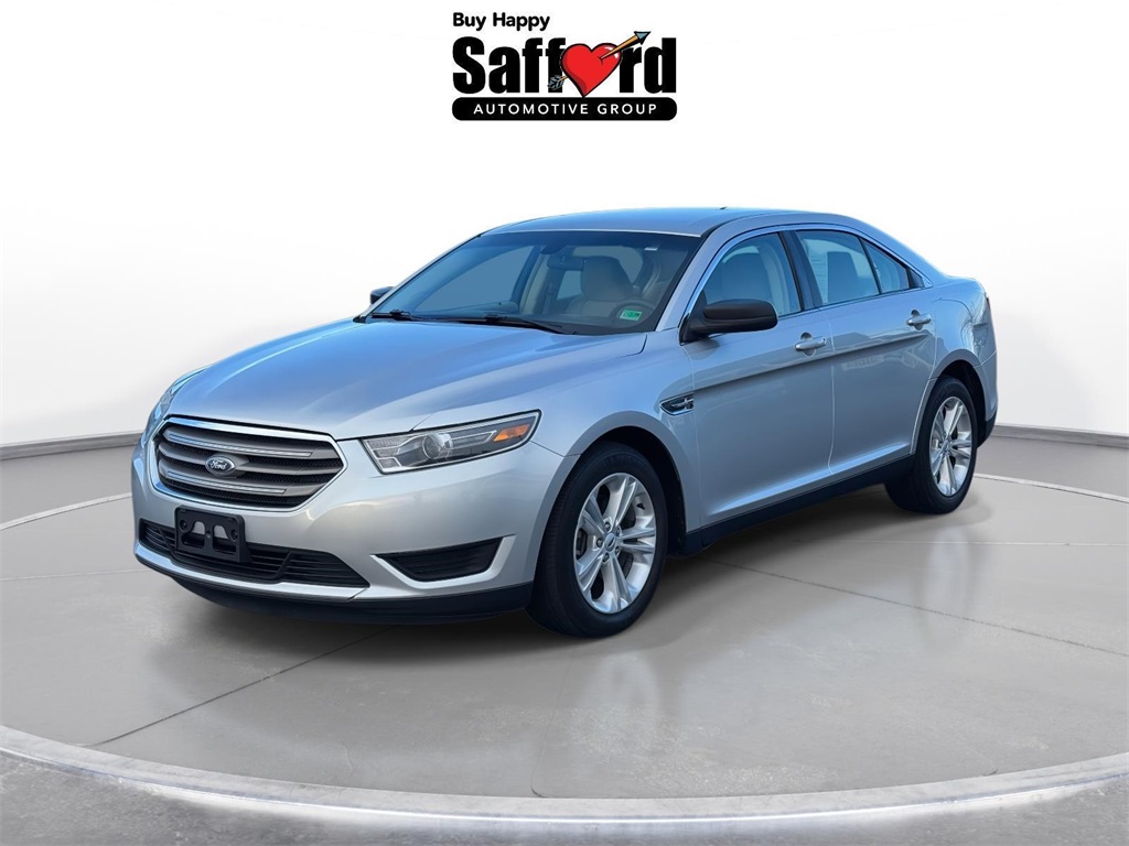 2018 Ford Taurus SE's photo