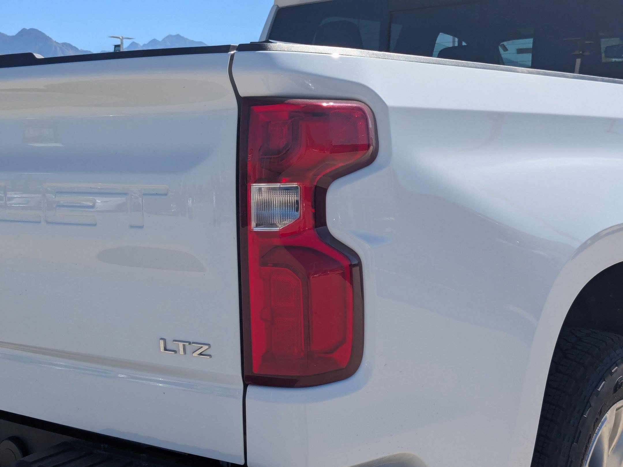 2021 Chevrolet Silverado 1500 LTZ photo 10