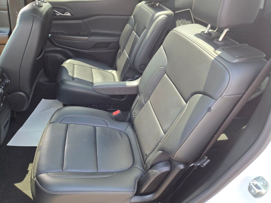 2020 Gmc Acadia SLT photo 15