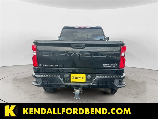 2022 Chevrolet Silverado 2500HD High Country photo 3