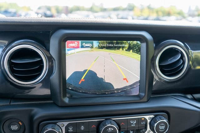 2023 Jeep Wrangler Rubicon 392 photo 21