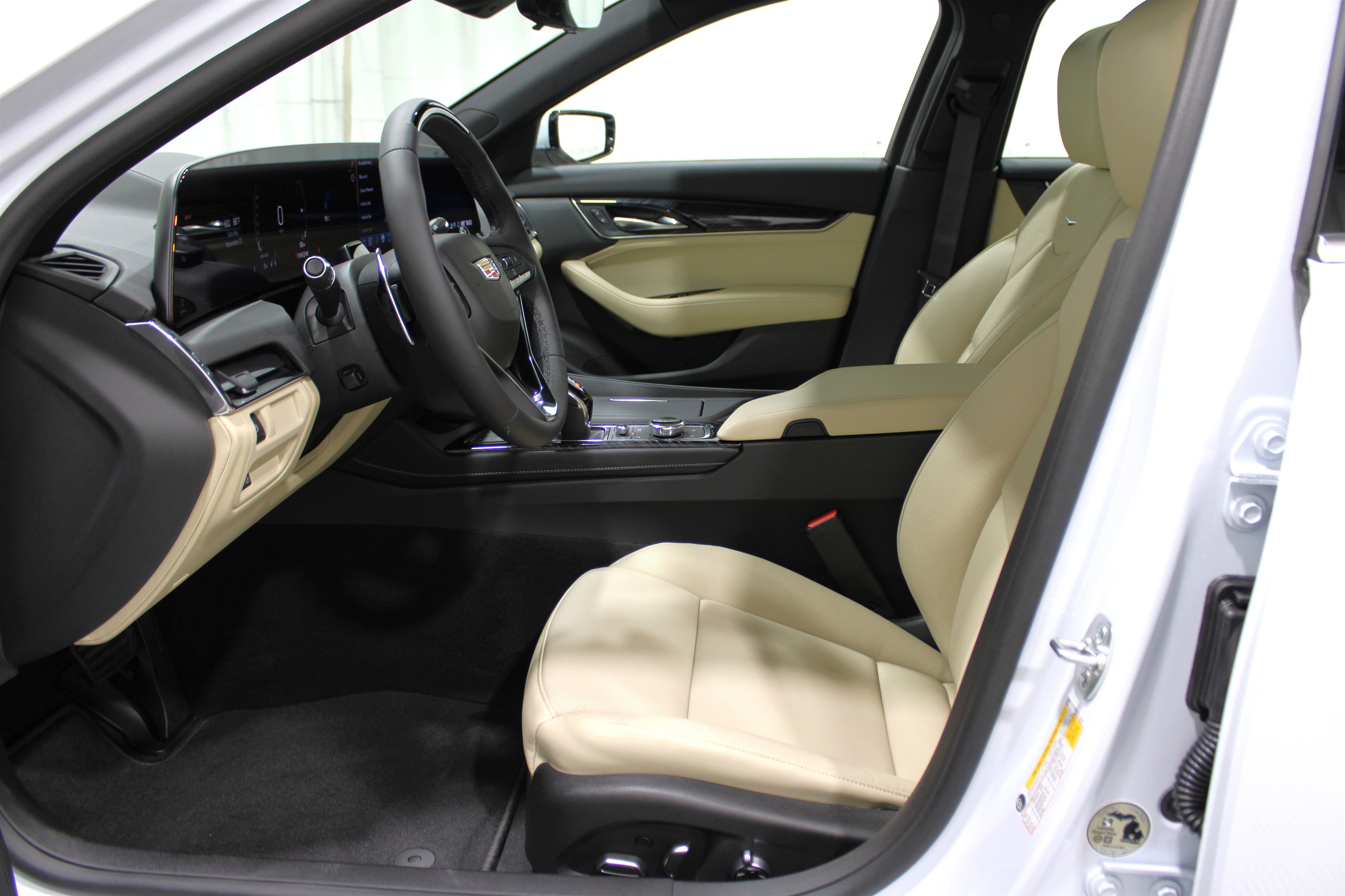 2026 Cadillac CT5 Premium Luxury photo 3