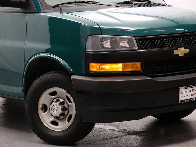 2019 Chevrolet Express Cargo 3500 photo 3