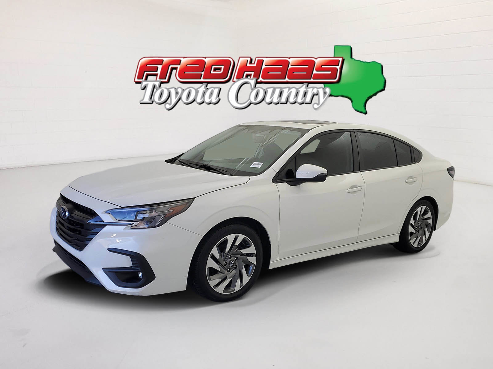 2024 Subaru Legacy Limited's photo