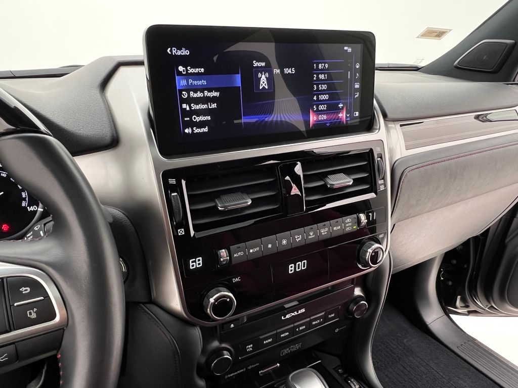 2023 Lexus GX 460 Premium photo 2