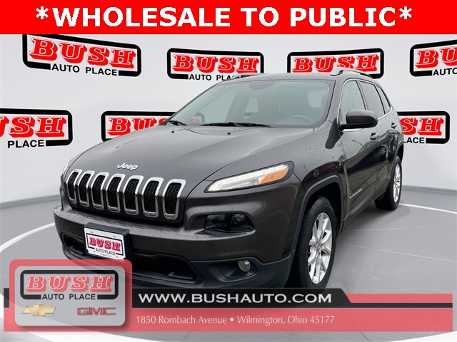 2017 Jeep Cherokee Latitude photo 2