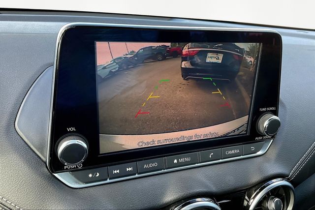 2020 Nissan Sentra SV photo 11