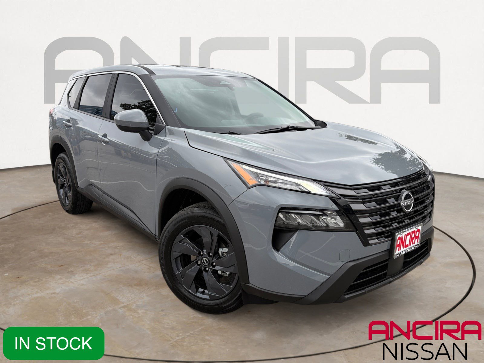 2026 Nissan Rogue SV's photo