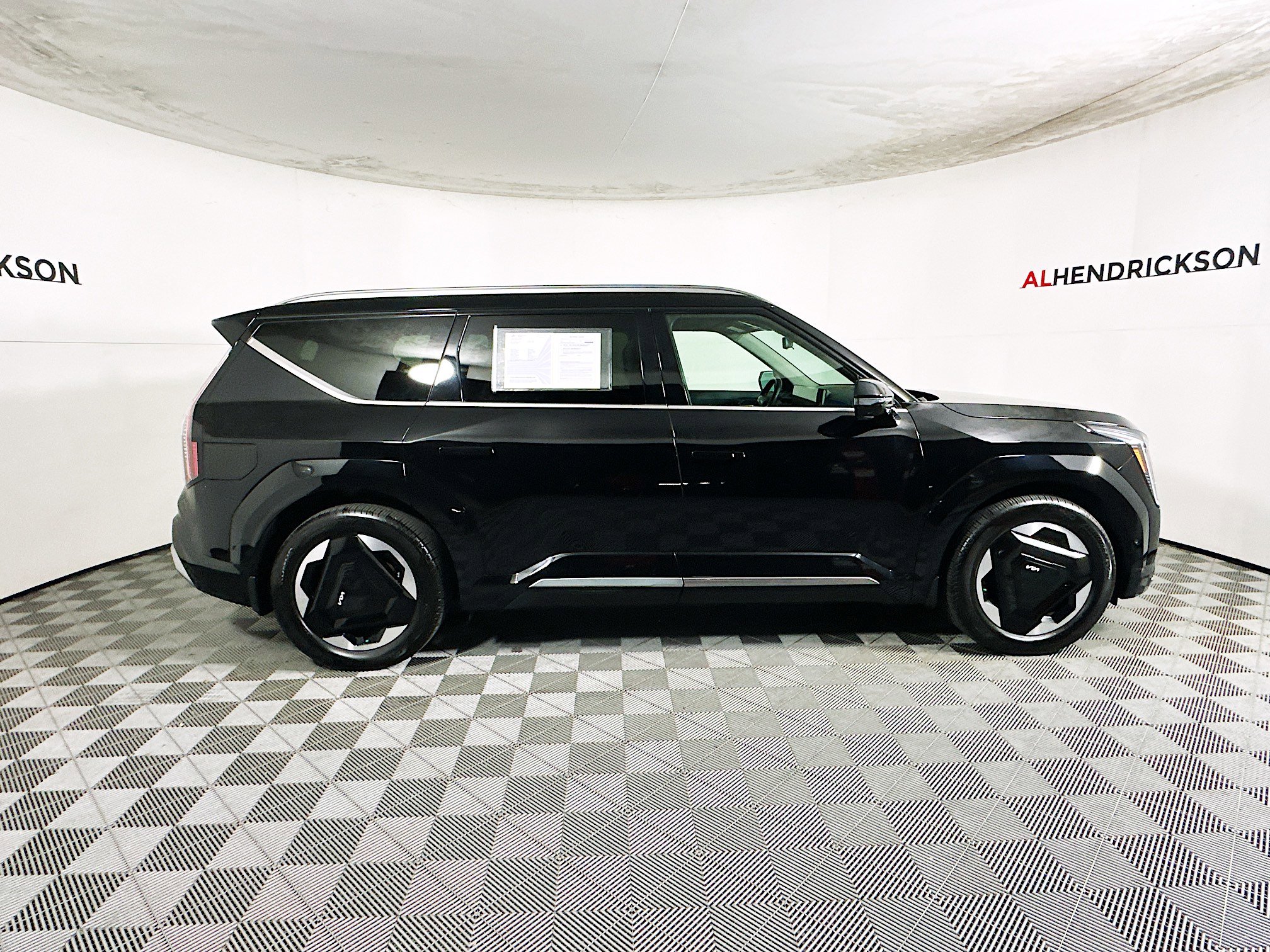 Used 2024 Kia Ev9 Land with VIN KNDADFS57R6044317 for sale in Coconut Creek, FL