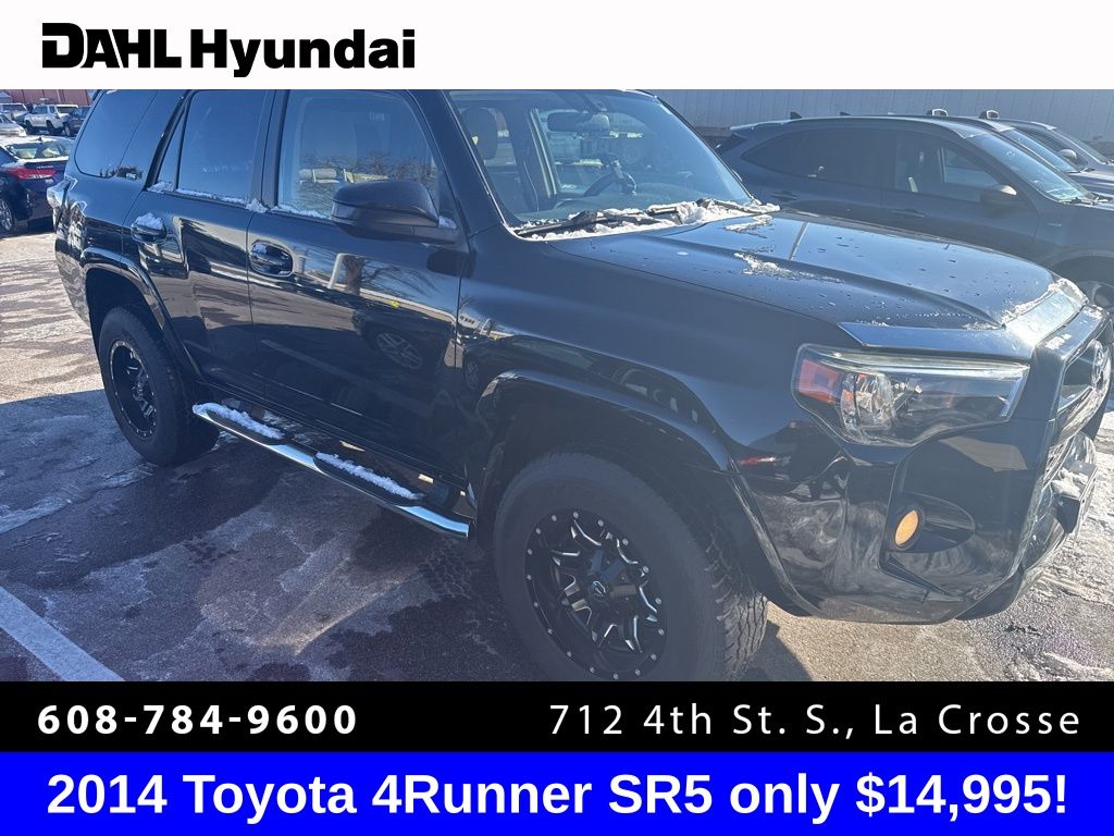 2014 Toyota 4Runner SR5's photo