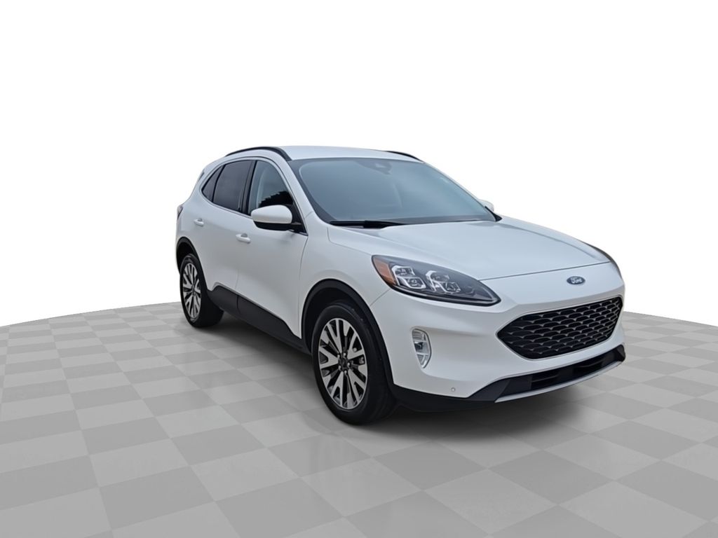 2022 Ford Escape Titanium photo 2