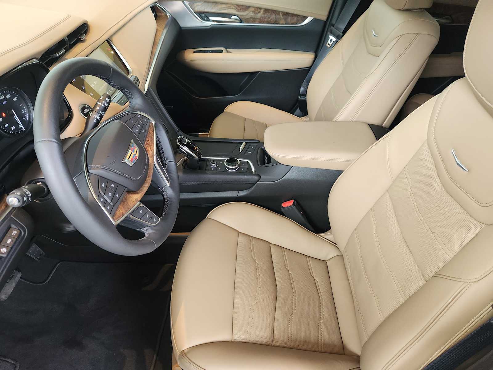 2024 Cadillac XT5 Platinum Premium Luxury photo 10