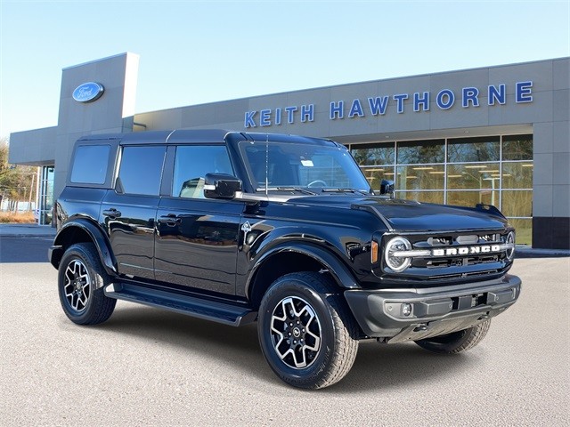 2025 Ford Bronco 4-Door Outer Banks's photo