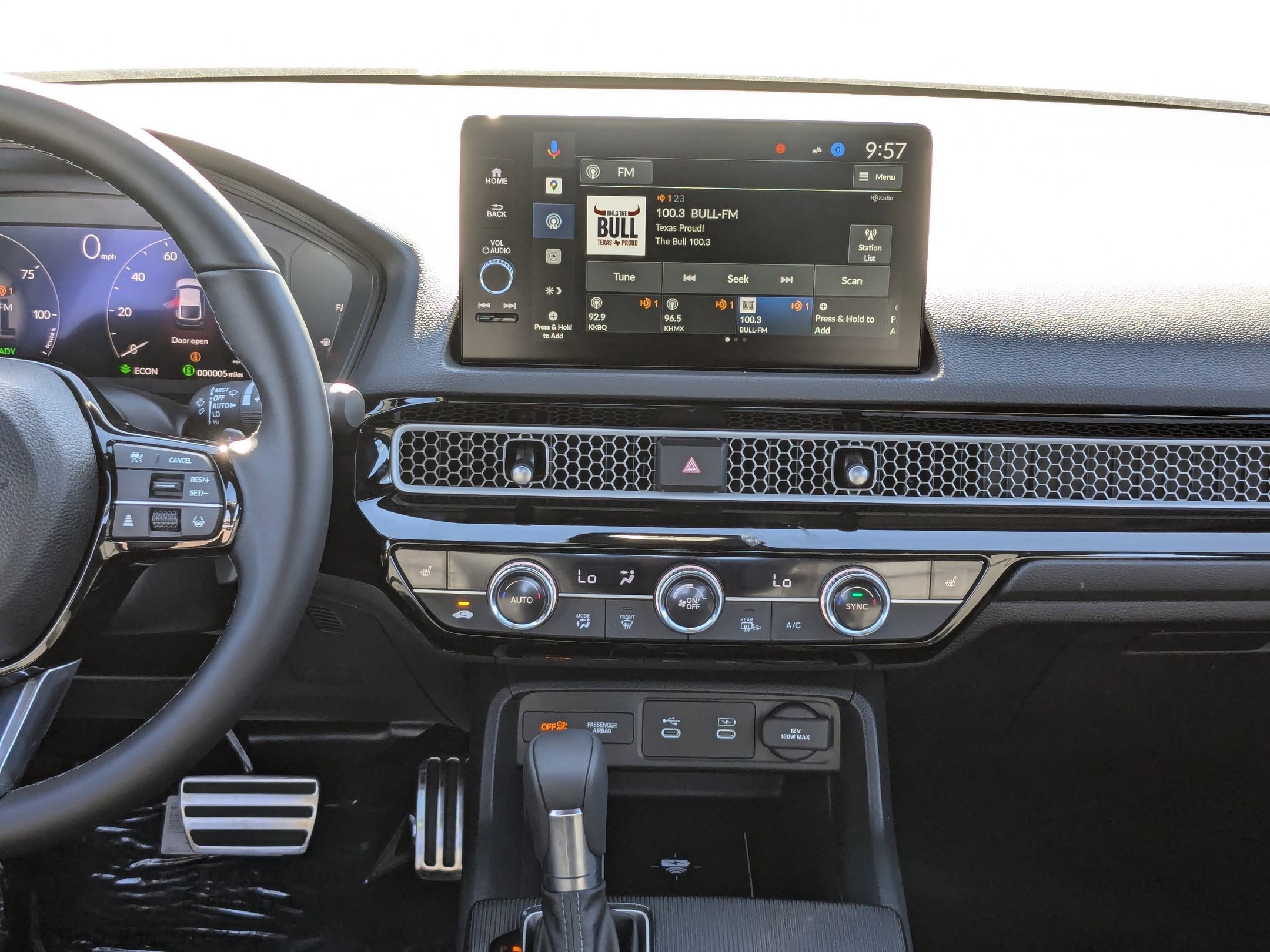 2026 Honda Civic Hatchback Hybrid Sport Touring photo 7