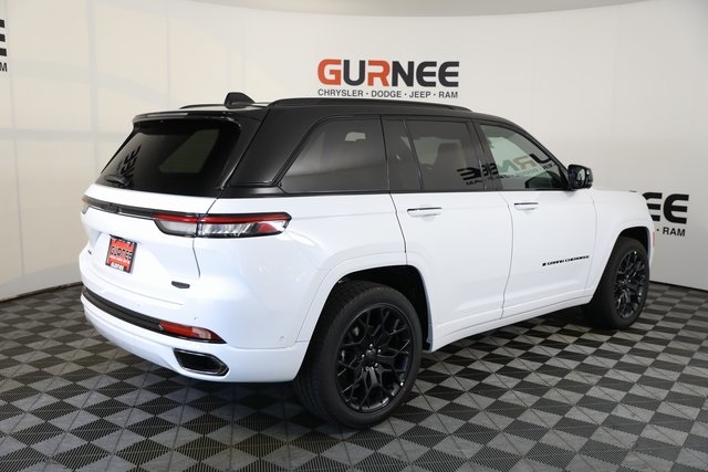 2025 Jeep Grand Cherokee Summit Reserve photo 20