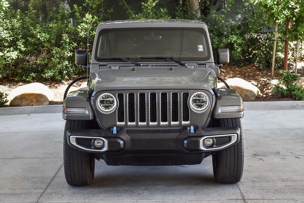 2022 Jeep Wrangler Unlimited Sahara 4xe photo 2