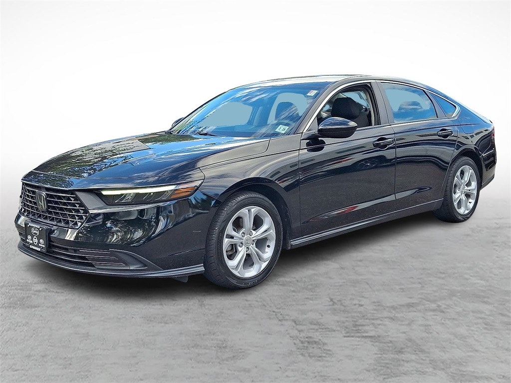2023 Honda Accord LX photo 4