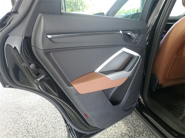 2021 Audi Q3 Premium S line photo 18