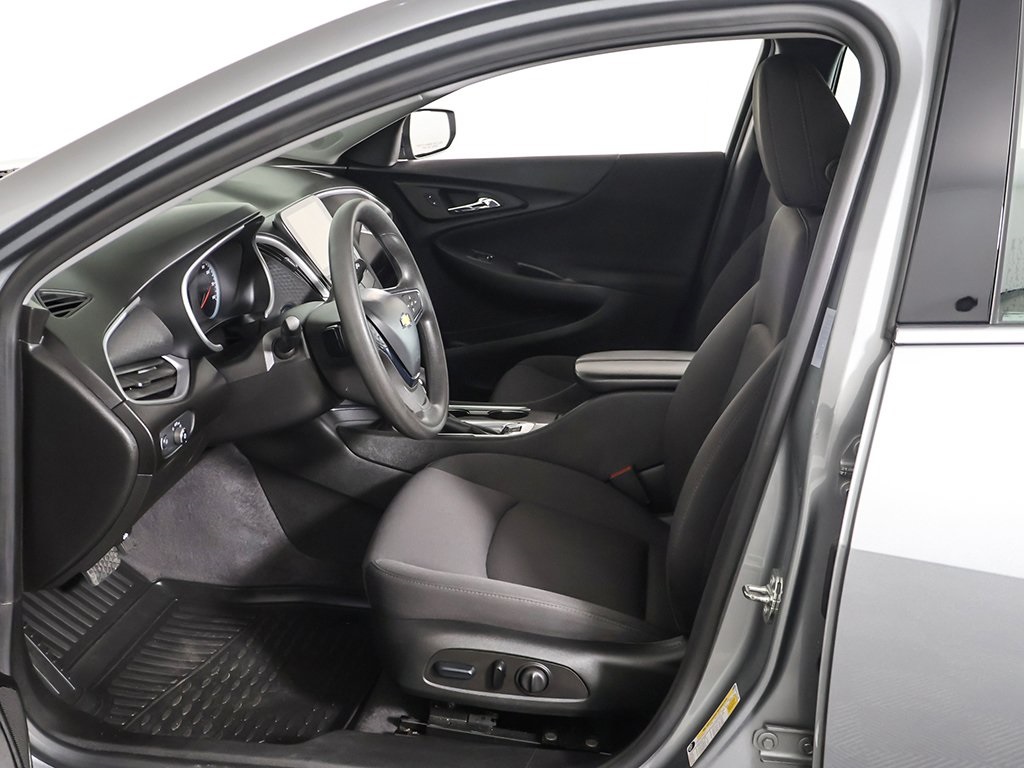 2023 Chevrolet Malibu 1LT photo 21