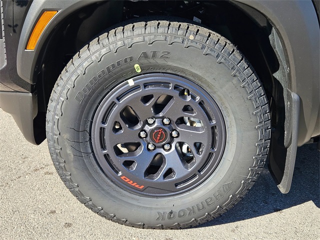 2026 Nissan Frontier PRO-X photo 4