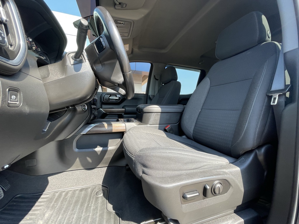 2021 Chevrolet Silverado 1500 RST photo 8