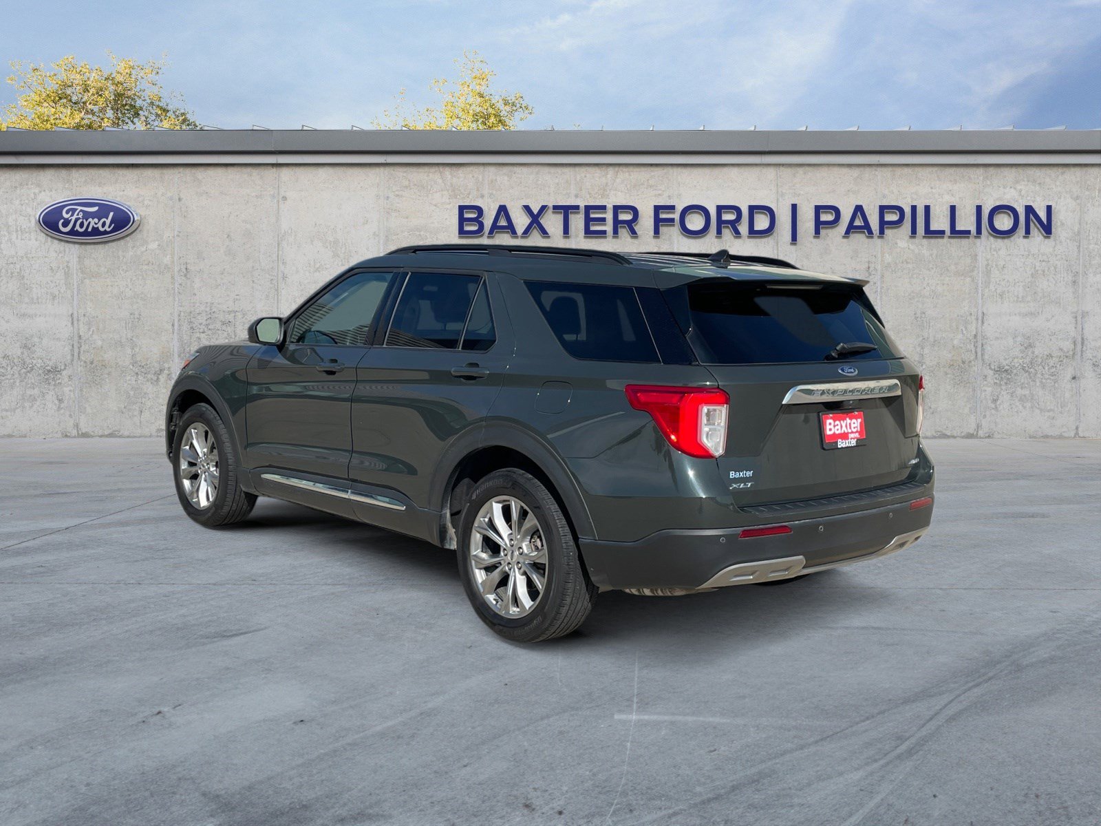 2022 Ford Explorer XLT photo 2