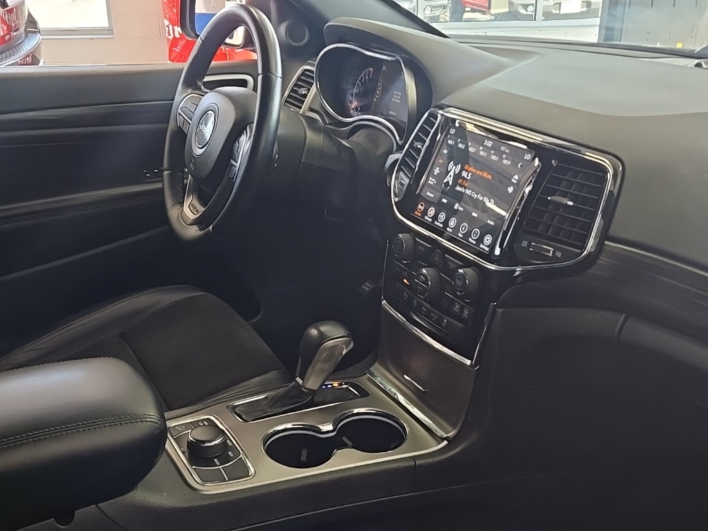 2022 Jeep Cherokee Laredo X photo 25