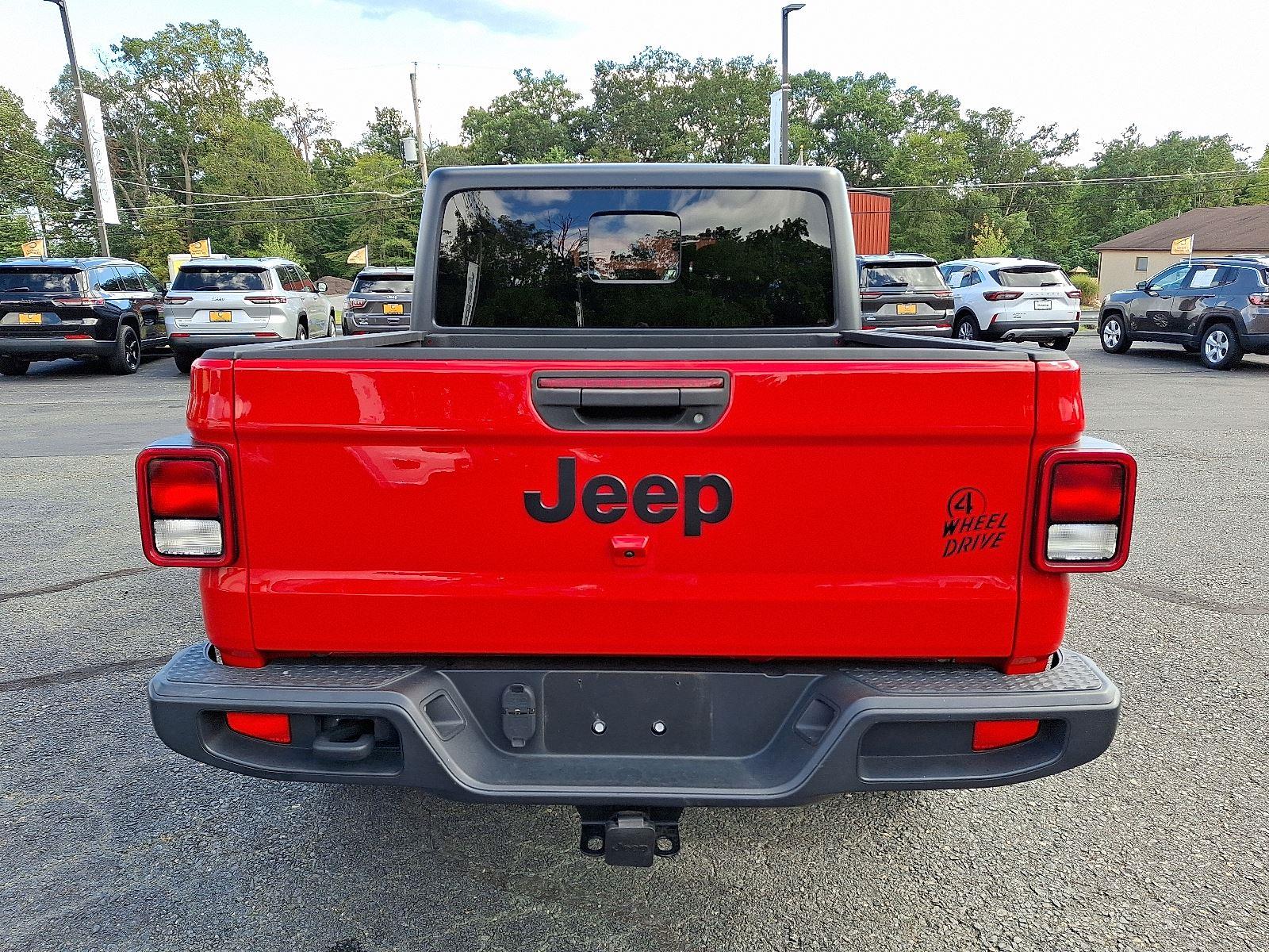 2021 Dodge Hornet R/T photo 6