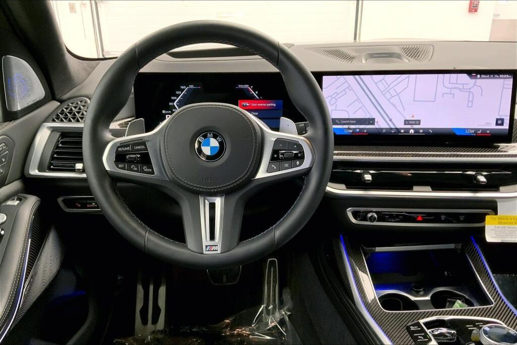 2025 Bmw X7 M60i photo 3