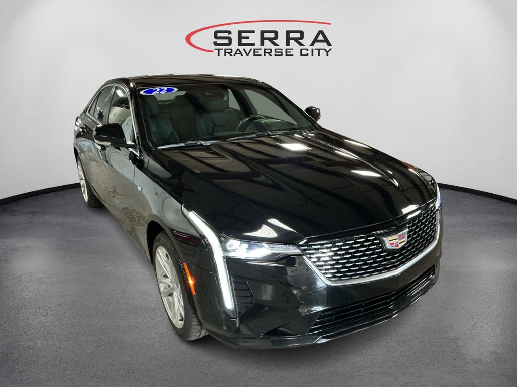 2022 Cadillac CT4 Luxury photo 3