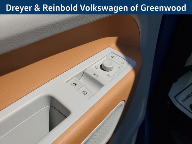 2025 Volkswagen ID. Buzz photo 15