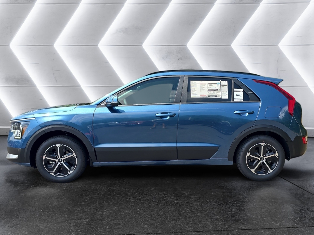 2025 Kia Niro EX photo 2