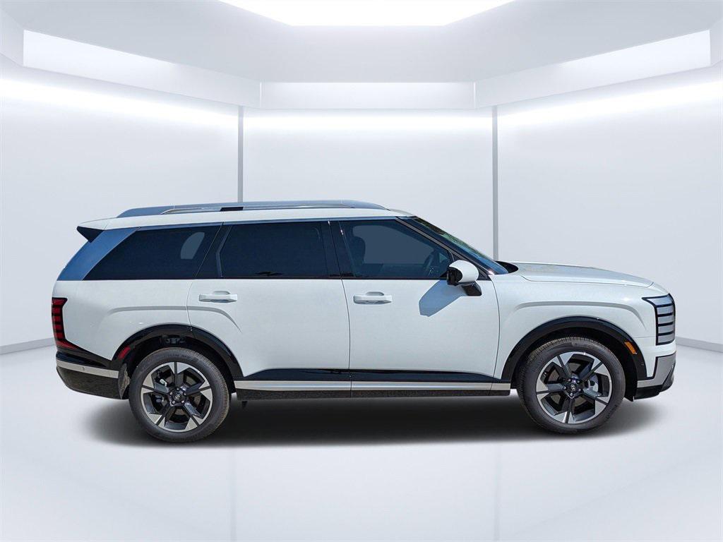 2026 Hyundai Palisade Limited photo 2