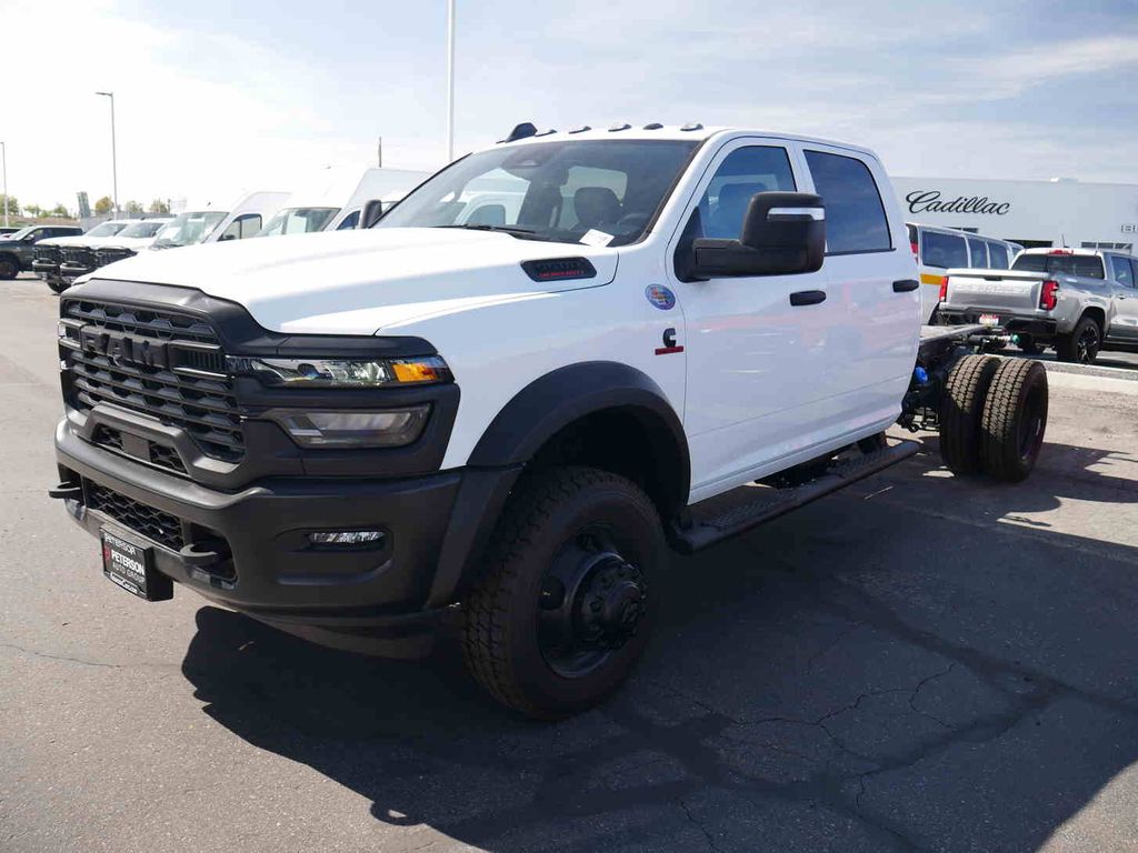 2026 Ram 5500 Tradesman photo 3