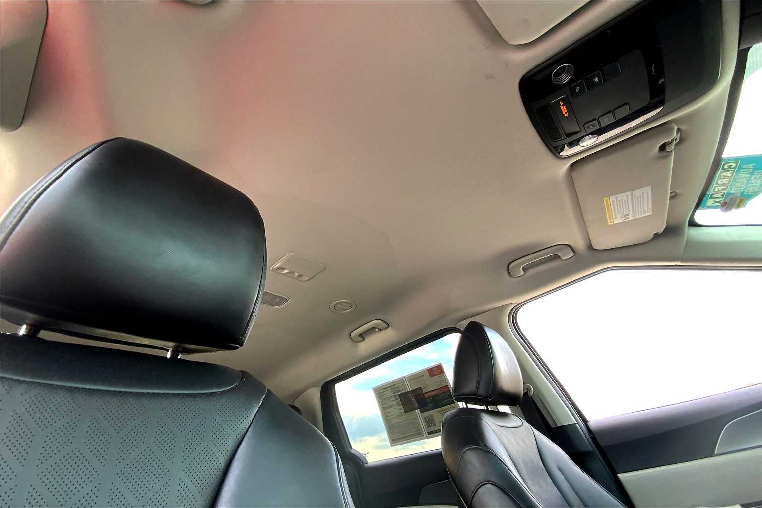 2022 Kia Carnival LXS photo 13
