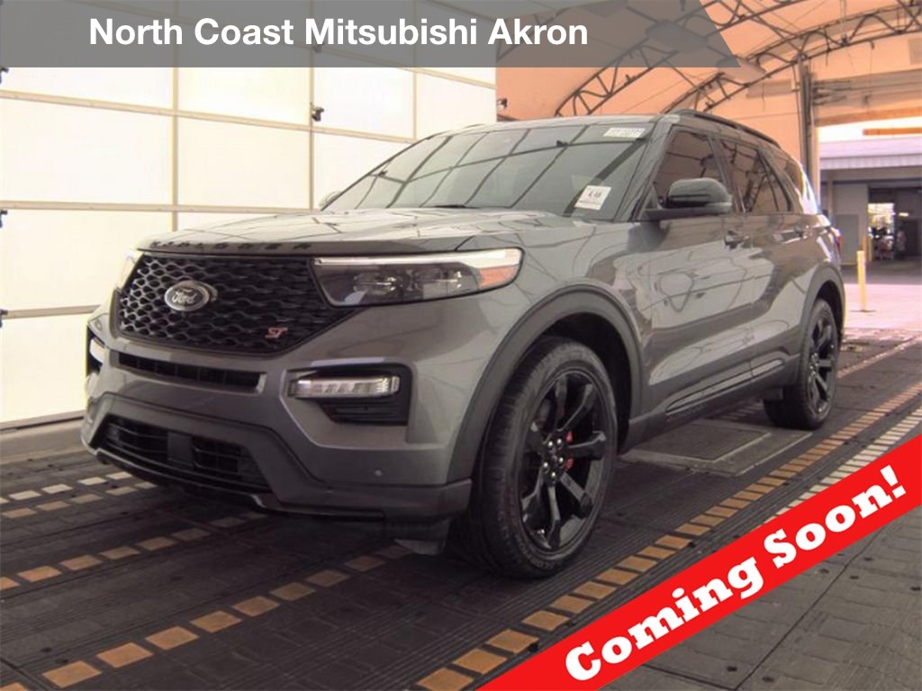 2023 Ford Explorer ST's photo