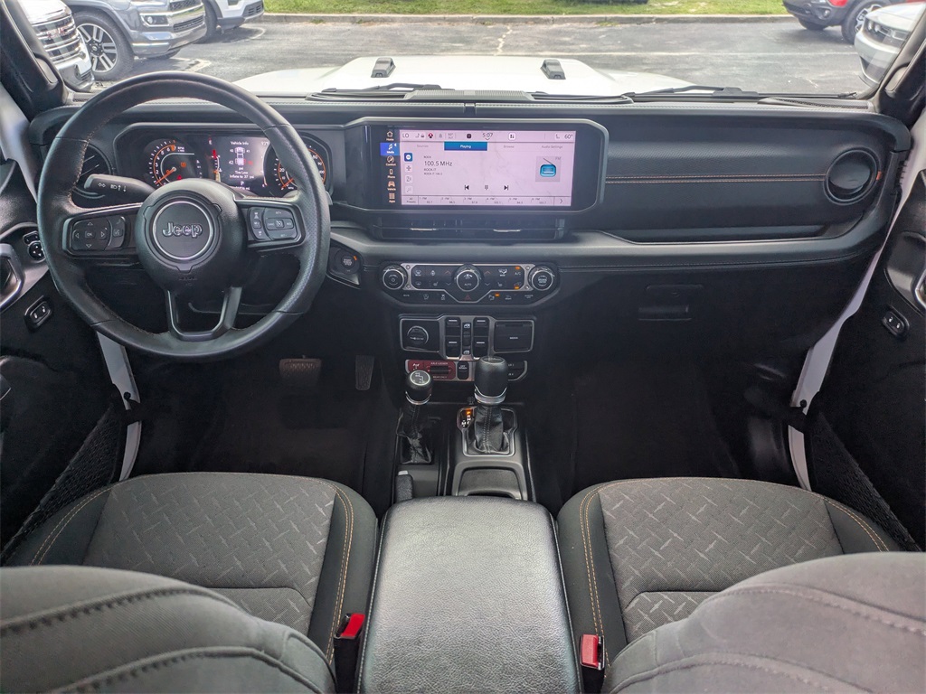 2024 Jeep Gladiator Mojave photo 14