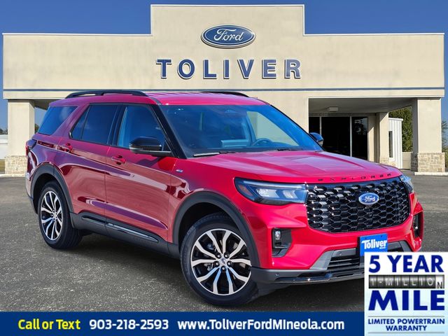 2025 Ford Explorer ST-LINE's photo